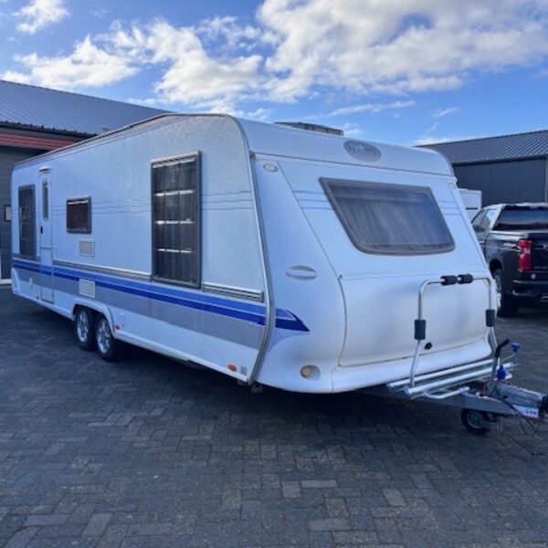 Hobby 635 SMF UK SPECIAL, bj.2005 met MOVER en VOORTENT!!!