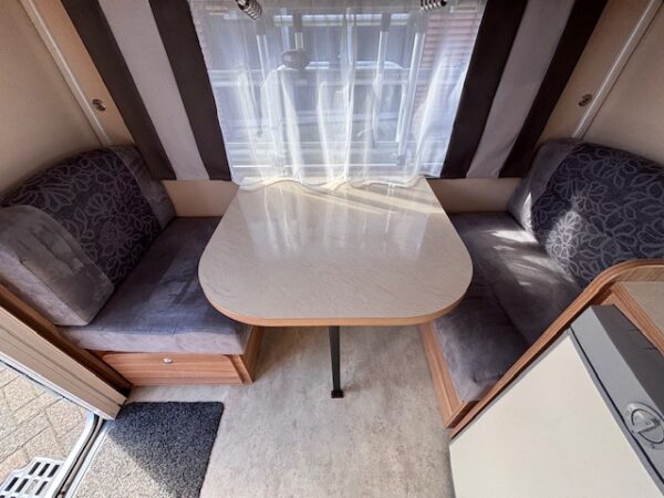 Trigano Silver 340 bj.2014, LICHTGEWICHT, HEFDAK, MOVER en VOORTENT! - Afbeelding 11