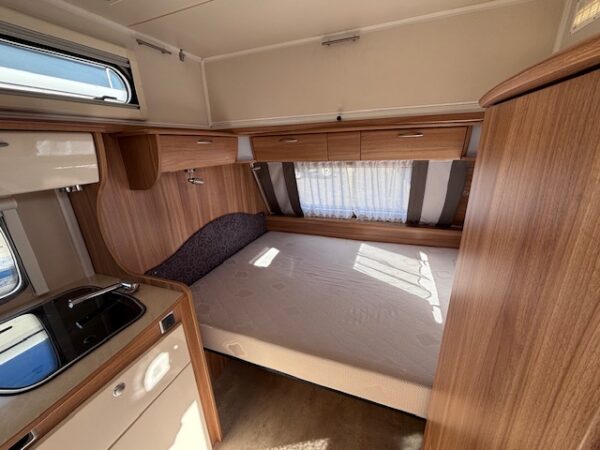 Trigano Silver 340 bj.2014, LICHTGEWICHT, HEFDAK, MOVER en VOORTENT! - Afbeelding 16