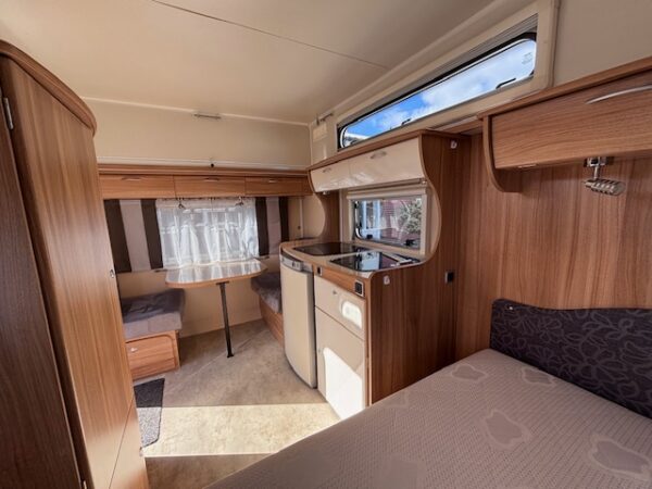 Trigano Silver 340 bj.2014, LICHTGEWICHT, HEFDAK, MOVER en VOORTENT! - Afbeelding 18