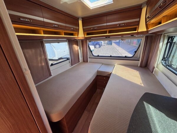Dethleffs Cabby CRUZER 520L, bj.2014 met 2 APARTE BEDDEN!!! - Afbeelding 17