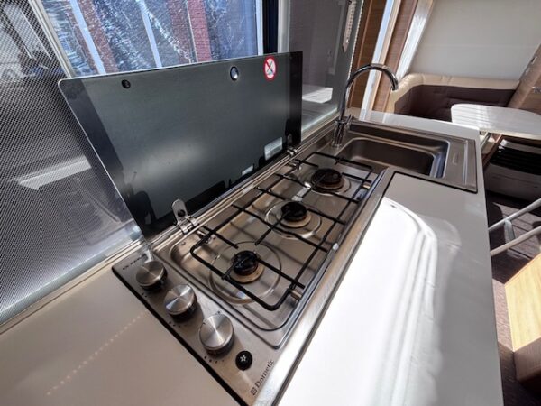 Adria Adora 613 PK bj.2016, 7 PERSOONS, met MOVER en AIRCO! - Afbeelding 16