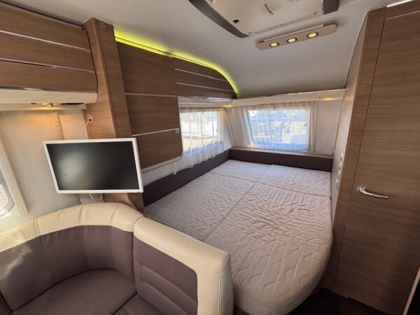 Adria Adora 613 PK bj.2016, 7 PERSOONS, met MOVER en AIRCO! - Afbeelding 19