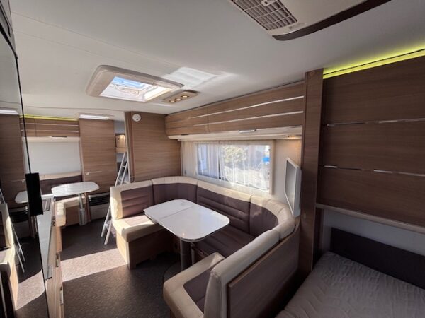 Adria Adora 613 PK bj.2016, 7 PERSOONS, met MOVER en AIRCO! - Afbeelding 24
