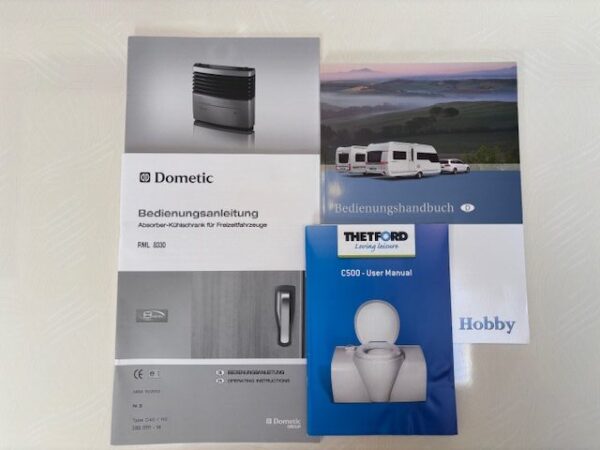 Hobby Excellent 560 KMFE bj.2014 met STAPELBED en VOORTENT!!! - Afbeelding 22