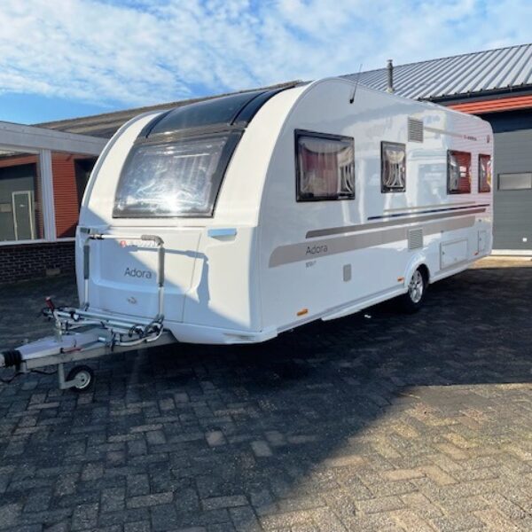 Adria Adora 572 UT, bj.2015 met mover, airco, douche, voortent