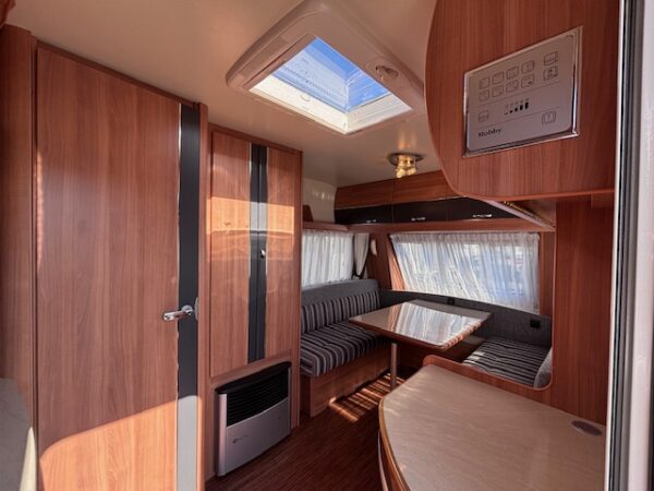 Hobby De Luxe 350 TB bj.2013 met MOVER en VOORTENT!!! - Afbeelding 5