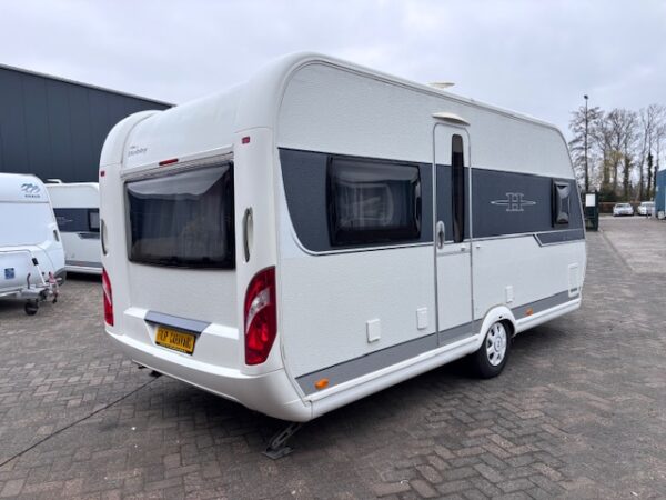 Hobby De Luxe 460 UFE bj. 2015, MOVER en VOORTENT!!! - Afbeelding 2