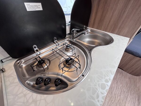 Hobby De Luxe 460 UFE bj. 2015, MOVER en VOORTENT!!! - Afbeelding 11