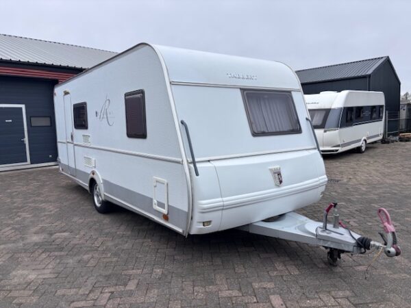 Tabbert Rossini 500 bj.2009, STAPELBED en VOORTENT!!!
