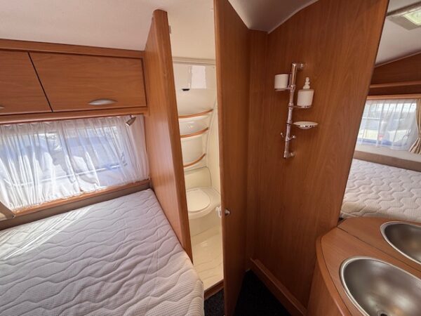 Chateau Calista 450 bj.2006 met MOVER, VOORTENT en ZAKLUIFEL - Afbeelding 17