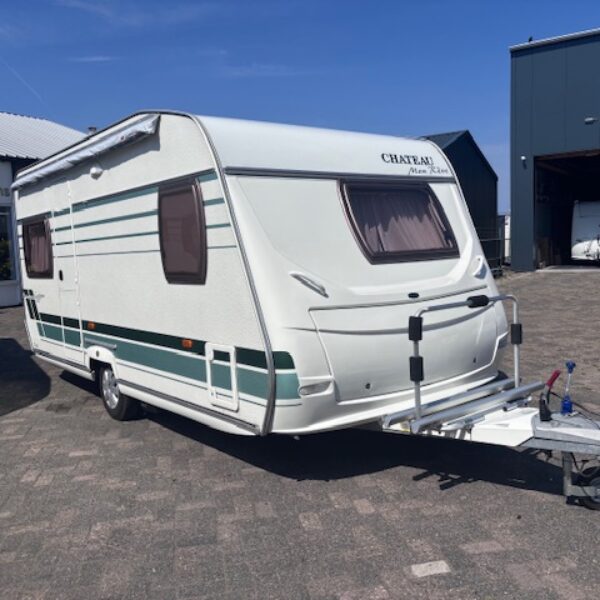 Chateau Calista 450 bj.2006 met MOVER, VOORTENT en ZAKLUIFEL
