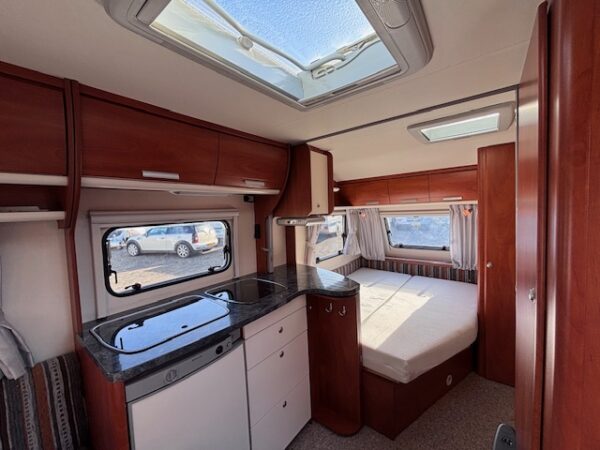 Chateau Calista 450 bj.2010 met MOVER, VOORTENT en LUIFEL - Afbeelding 6