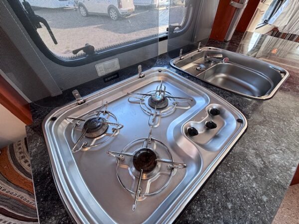 Chateau Calista 450 bj.2010 met MOVER, VOORTENT en LUIFEL - Afbeelding 12
