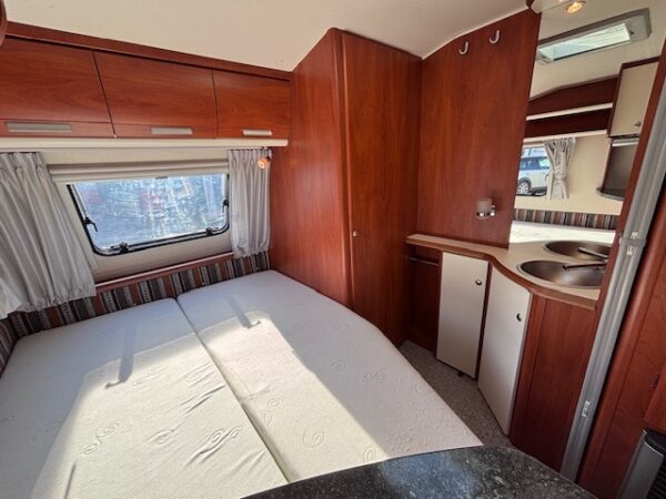 Chateau Calista 450 bj.2010 met MOVER, VOORTENT en LUIFEL - Afbeelding 15