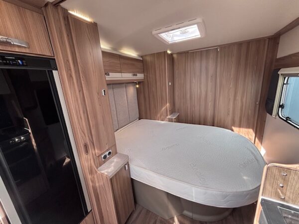 Sprite Cruzer 550 SR bj.2022 met QUEENSBED en ZAKLUIFEL!!! - Afbeelding 16
