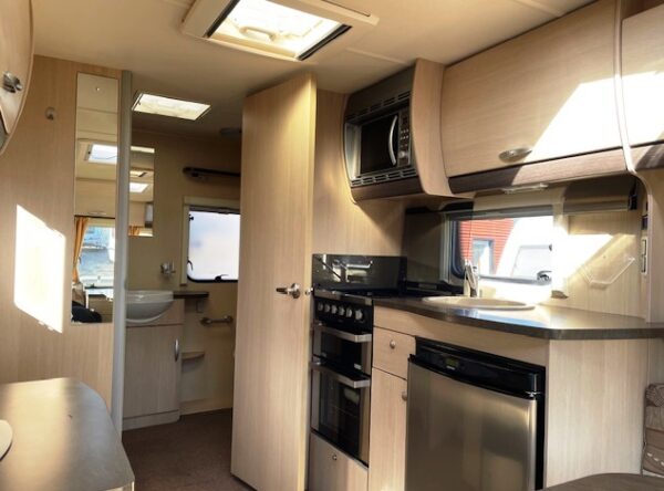 Sprite Europa 460, bj.2011, mover, cassetteluifel, voortent, douche - Afbeelding 10