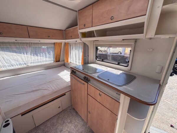Kip Grey Line 44 TTZ bj.2001 met VLOERVERWARMING!!! - Afbeelding 9