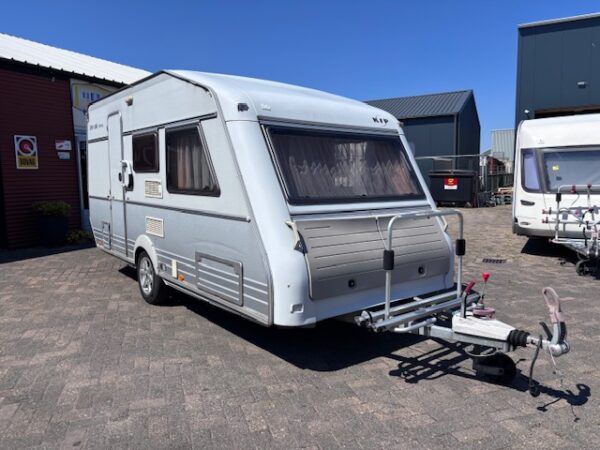 Kip Grey Line 44 TTZ bj.2001 met VLOERVERWARMING!!!