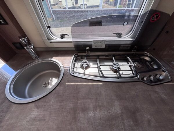 Tabbert Rossini 620 DM bj.2018 met STAPELBED en VOORTENT!!! - Afbeelding 12