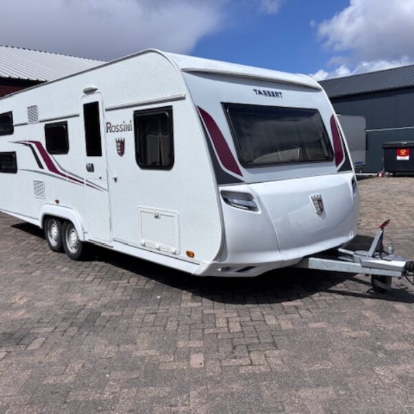 Tabbert Rossini 620 DM bj.2018 met STAPELBED en VOORTENT!!!