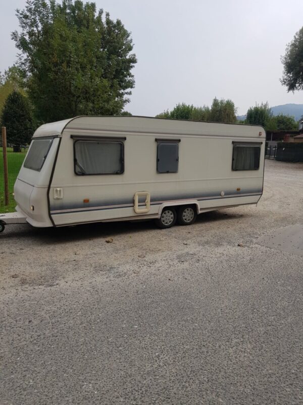 Adria bj.90 voortent / Noord Italie / PRIJS OP AANVRAAG!!! - Afbeelding 4