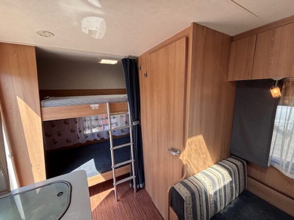 TEC bj.2012 met STAPELBED en CASSETTELUIFEL!!! - Afbeelding 6