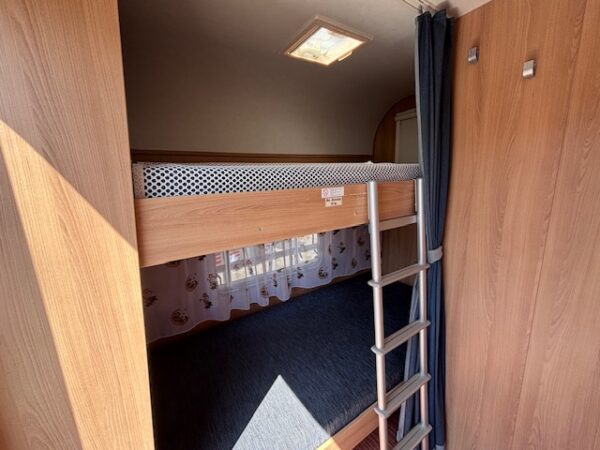 TEC bj.2012 met STAPELBED en CASSETTELUIFEL!!! - Afbeelding 7