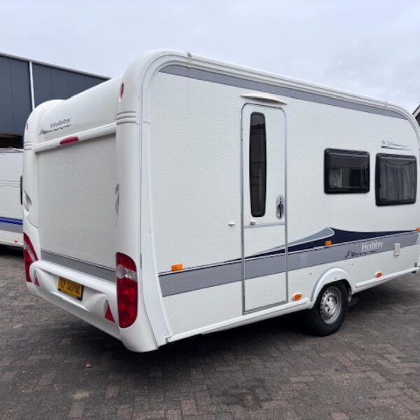 Hobby De Luxe 420 KB bj.2011 met MOVER en STAPELBED!!!