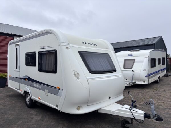 Hobby De Luxe 420 KB bj.2011 met MOVER en STAPELBED!!!