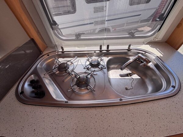 Beyerland Vitesse 440 LB bj.2004, VOORTENT en LUIFEL!!! - Afbeelding 11