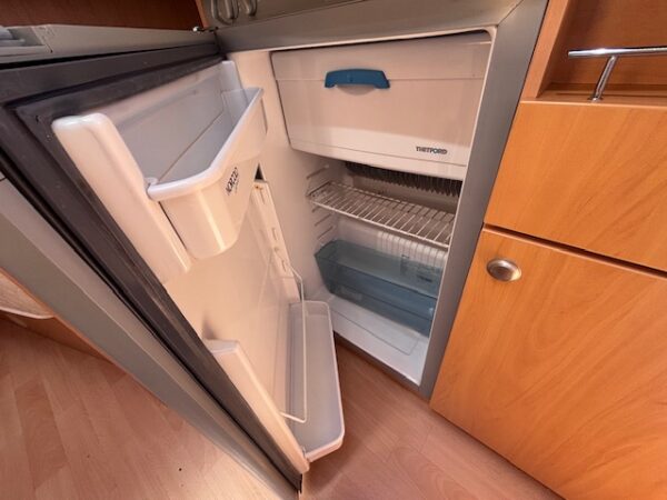Beyerland Vitesse 440 LB bj.2004, VOORTENT en LUIFEL!!! - Afbeelding 13