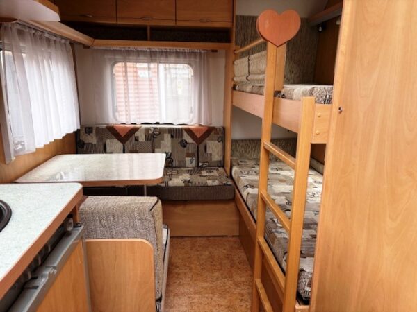 Bürstner Fun 480 TK, bj.2004, 6 persoons met voortent - Afbeelding 7