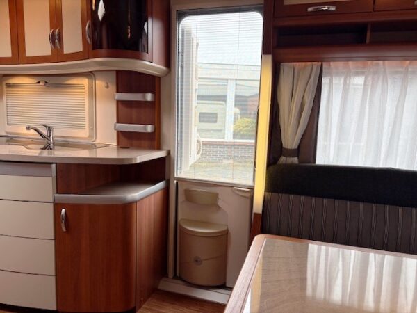 Hobby Prestige 610 UL bj.2011, MOVER en AIRCO - Afbeelding 7