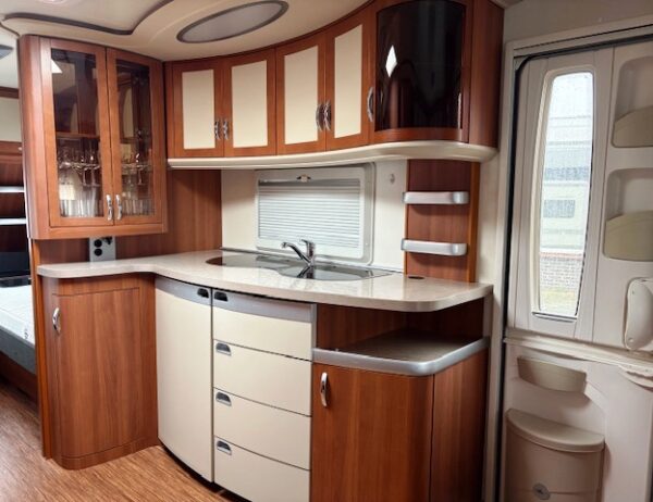 Hobby Prestige 610 UL bj.2011, MOVER en AIRCO - Afbeelding 9