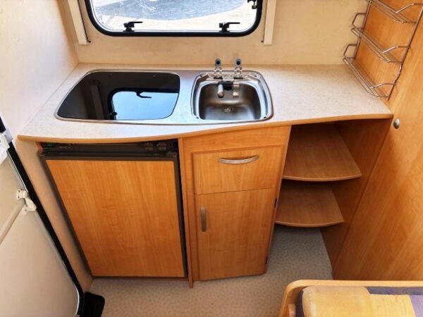 Sterckeman Starlett 420 CP bj.2004 met voortent en boiler - Afbeelding 9