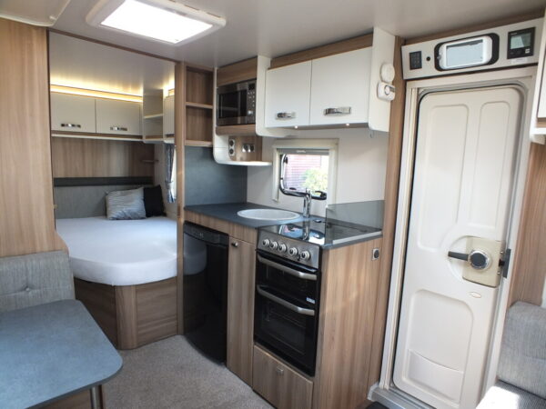 SWIFT SPRITE QUATTRO bj.2019, STAPELBED, MOVER, 6 PERSOONS! - Afbeelding 17