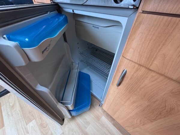Hobby Excellent Easy 460 bj.2003 met VOORTENT en LUFEL!!! - Afbeelding 11