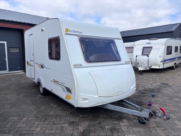 Sterckeman Starlett 420 CP bj.2006 met VOORTENT
