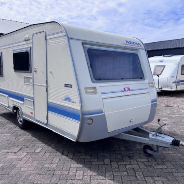 Adria Unica B 462 DP bj.2002 met VOORTENT en DOUCHE!!!