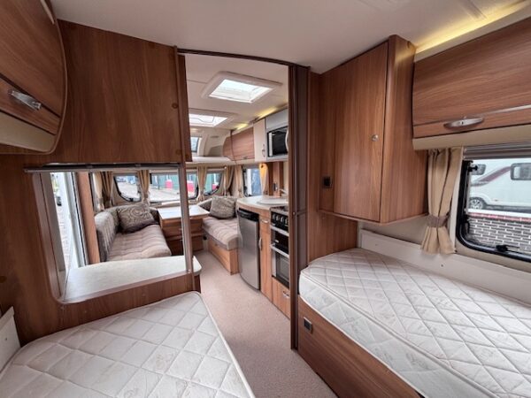 Swift Challenger 565 SR bj.2013 met MOVER en 2 APARTE BEDDEN - Afbeelding 20