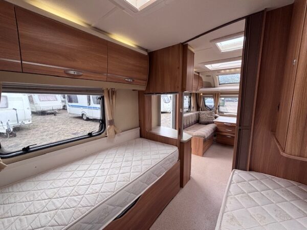 Swift Challenger 565 SR bj.2013 met MOVER en 2 APARTE BEDDEN - Afbeelding 21