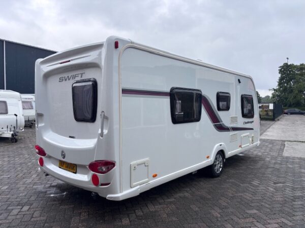 Swift Challenger 565 SR bj.2013 met MOVER en 2 APARTE BEDDEN - Afbeelding 2