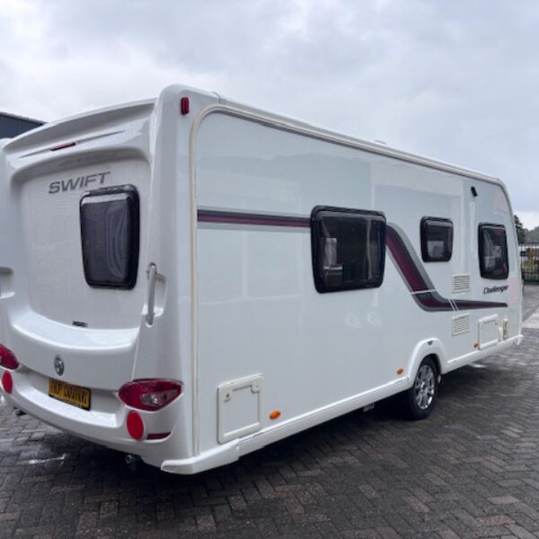 Swift Challenger 565 SR bj.2013 met MOVER en 2 APARTE BEDDEN