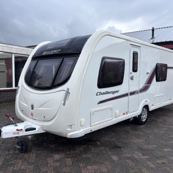 Swift Challenger 565 SR bj.2013 met MOVER en 2 APARTE BEDDEN
