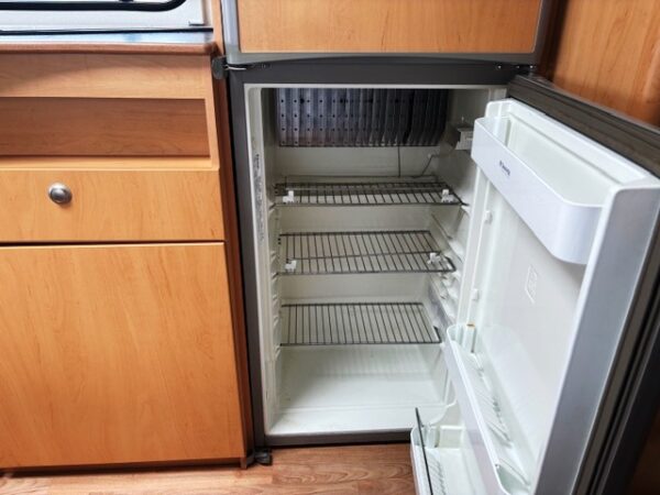 Delta Summerliner 5000 BKV, bj.2007, airco, mover, voortent - Afbeelding 17
