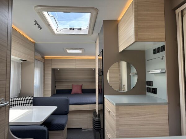 Adria Altea 542, BJ.2021, Queensbed en voortent! TOPSTAAT!!! - Afbeelding 26
