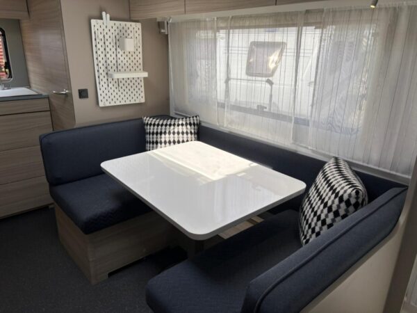 Adria Altea 542, BJ.2021, Queensbed en voortent! TOPSTAAT!!! - Afbeelding 13