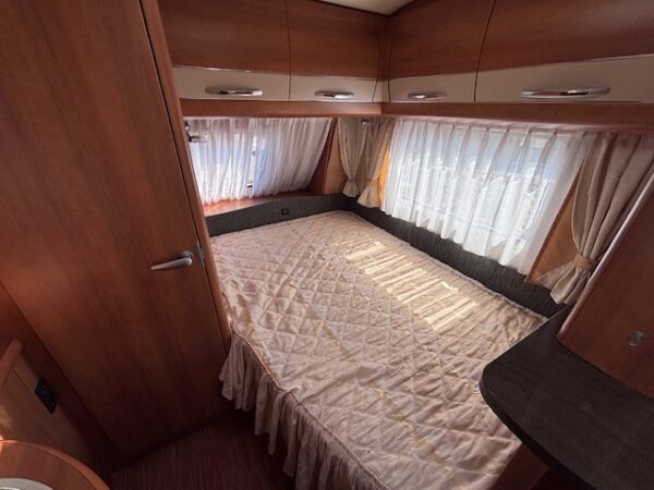 Hobby Excellent 540 KMFE bj.2009 met VOORTENT en  STAPELBED, 6 PERSOONS! - Afbeelding 17