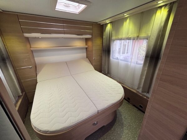 Adria Adora 593 UP bj.2015 QUEENSBED, MOVER en VOORTENT!!! - Afbeelding 21